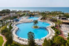 MIRACLE RESORT Pools & Beach